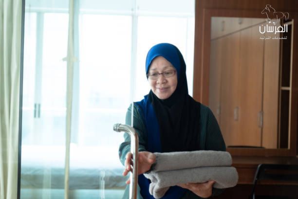 عروض خادمات للتنازل